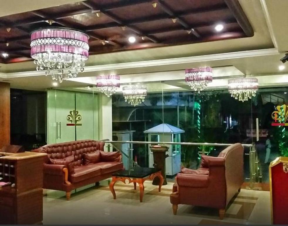 Cochin Palace Kochi Екстериор снимка