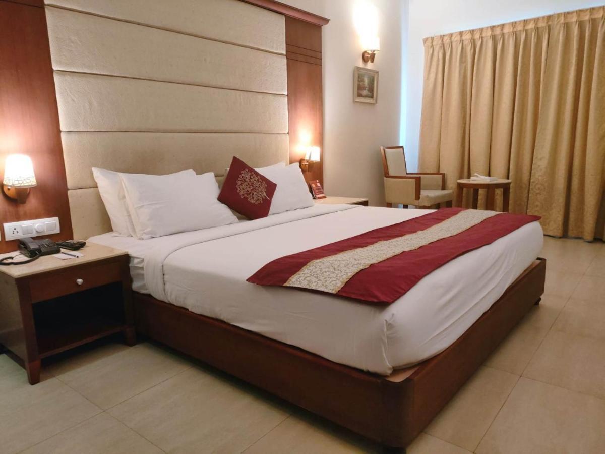 Cochin Palace Kochi Екстериор снимка