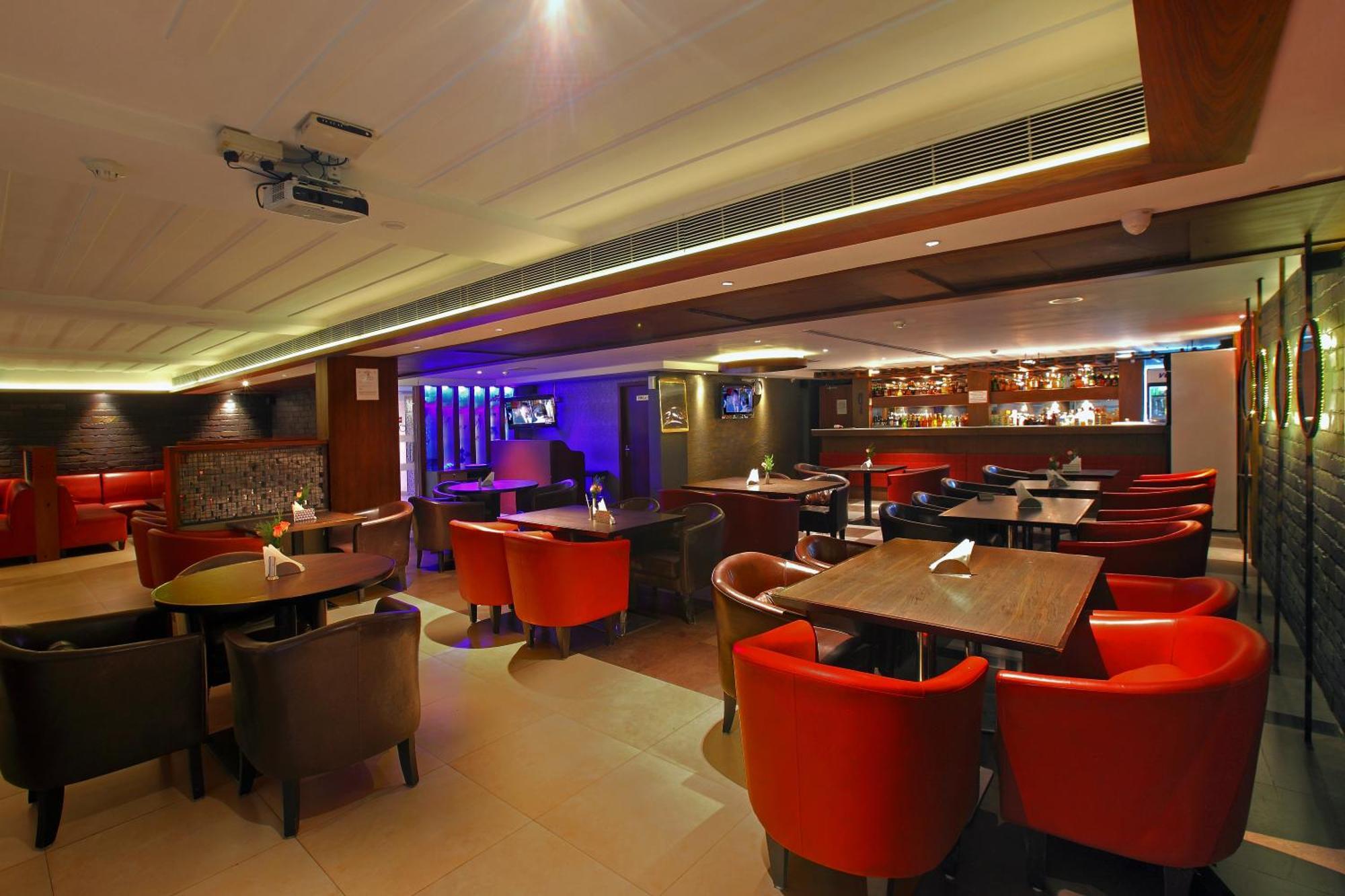Cochin Palace Kochi Екстериор снимка