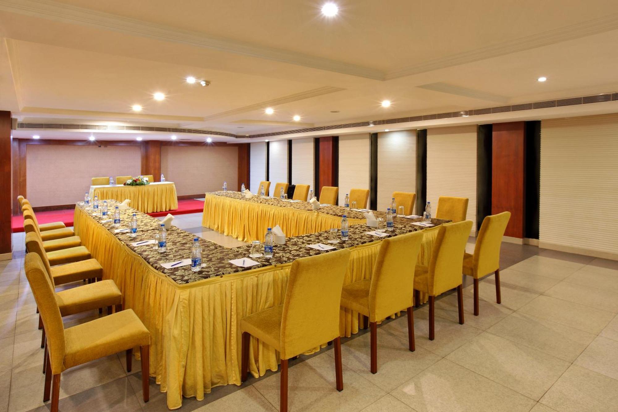Cochin Palace Kochi Екстериор снимка