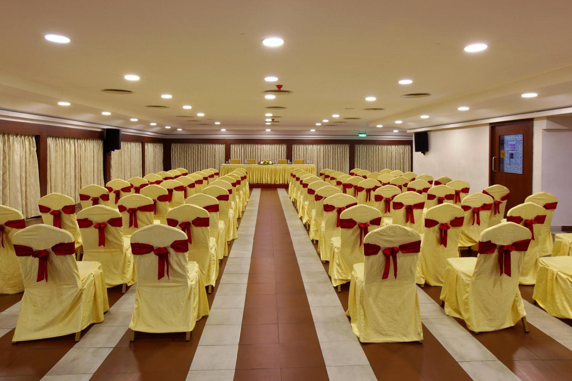 Cochin Palace Kochi Екстериор снимка