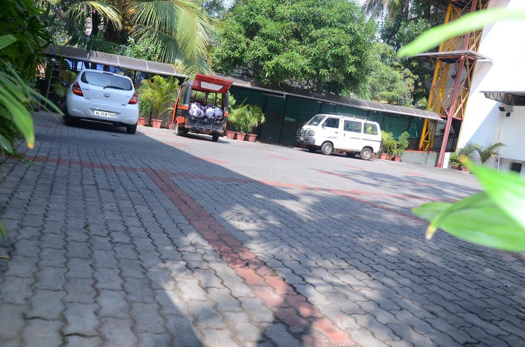Cochin Palace Kochi Екстериор снимка