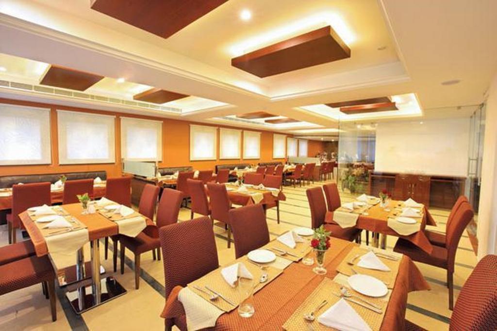Cochin Palace Kochi Екстериор снимка